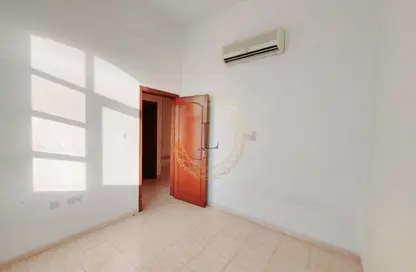 Apartment - 2 Bedrooms - 2 Bathrooms for rent in Al Mraijeb - Al Jimi - Al Ain