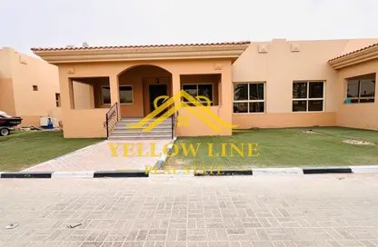 Villa - 3 Bedrooms - 4 Bathrooms for rent in Shakhbout City - Abu Dhabi