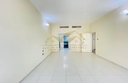 Apartment - 3 Bedrooms - 4 Bathrooms for rent in Diplomat Building - Umm Hurair 1 - Umm Hurair - Dubai