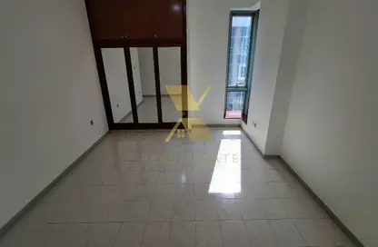 Apartment - 3 Bedrooms - 3 Bathrooms for rent in Hamdan Street - Abu Dhabi