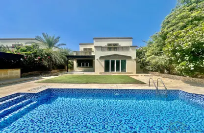 Villa - 4 Bedrooms - 5 Bathrooms for rent in Regional - Jumeirah Park - Dubai