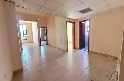 Apartment - 3 Bedrooms - 2 Bathrooms for rent in Al Ameriya - Al Jimi - Al Ain