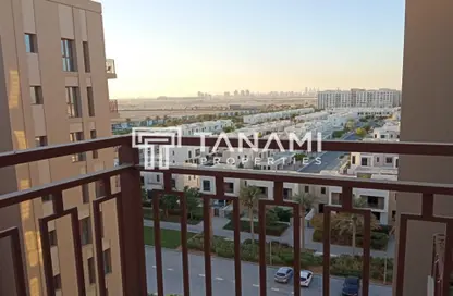 Apartment - 2 Bedrooms - 2 Bathrooms for sale in Zahra Breeze Apartments 4A - Zahra Breeze Apartments - Town Square - Dubai