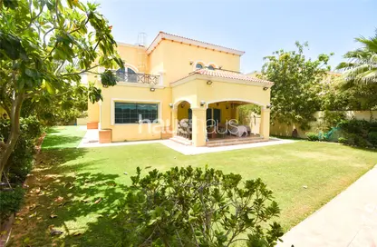 Villa - 4 Bedrooms - 5 Bathrooms for rent in Legacy - Jumeirah Park - Dubai