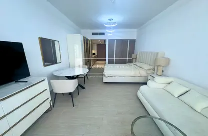 Apartment - 1 Bathroom for rent in LIV Residence - Dubai Marina - Dubai