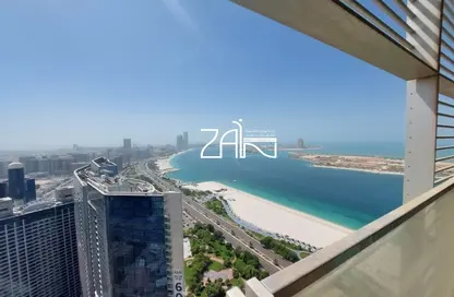 Apartment - 3 Bedrooms - 4 Bathrooms for rent in Landmark Tower - Corniche Road - Abu Dhabi