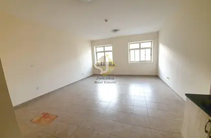 Apartment - 1 Bathroom for rent in Mankhool - Bur Dubai - Dubai