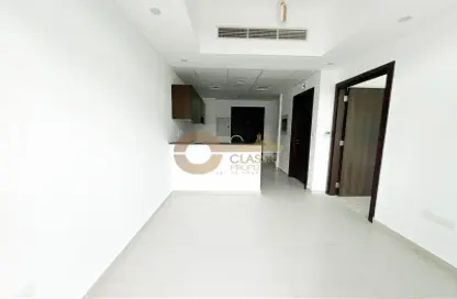 Townhouse - 4 Bedrooms - 3 Bathrooms for sale in Victoria 2 - Damac Hills 2 - Dubai