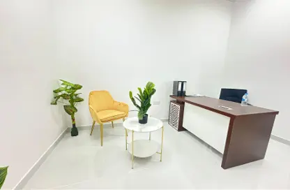 Business Centre - Studio - 1 Bathroom for rent in Red Avenue - Al Garhoud - Dubai