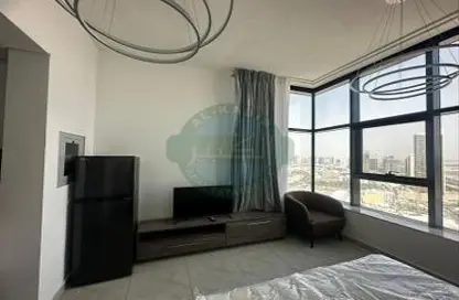 Apartment - 1 Bathroom for rent in The Square Tower - Jumeirah Village Circle - Dubai