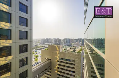 Apartment - 2 Bedrooms - 3 Bathrooms for rent in Al Manal Tower - Sheikh Zayed Road - Dubai