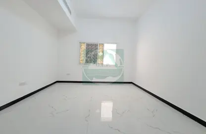 Apartment - 1 Bathroom for rent in Mohamed Bin Zayed Centre - Mohamed Bin Zayed City - Abu Dhabi