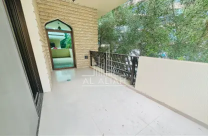 Villa - 4 Bedrooms - 5 Bathrooms for rent in Corniche Road - Abu Dhabi