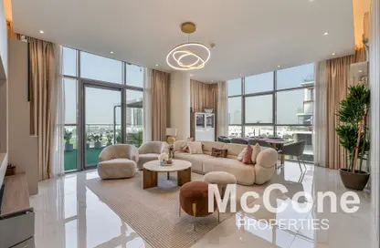 Apartment - 3 Bedrooms - 4 Bathrooms for sale in Golf Veduta A - Golf Veduta Hotel Apartments - DAMAC Hills - Dubai