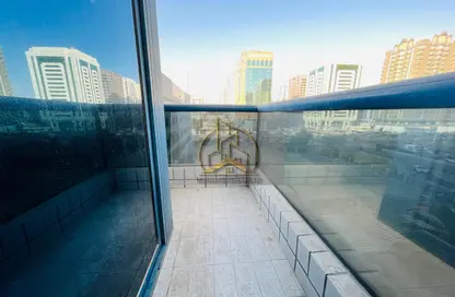 Apartment - 3 Bedrooms - 4 Bathrooms for rent in Ganadah Tower - Al Khalidiya - Abu Dhabi