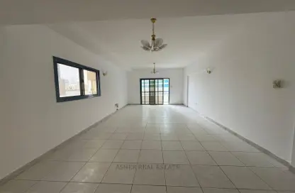 Apartment - 3 Bedrooms - 3 Bathrooms for rent in Safia Tower - Al Majaz 3 - Al Majaz - Sharjah