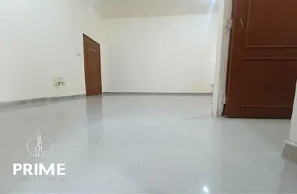 Apartment - Studio - 1 Bathroom for rent in Al Muroor Building - Sultan Bin Zayed the First Street - Muroor Area - Abu Dhabi