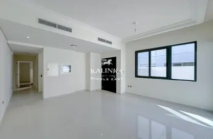 Townhouse - 3 Bedrooms - 5 Bathrooms for rent in Aurum Villas - Sanctnary - Damac Hills 2 - Dubai