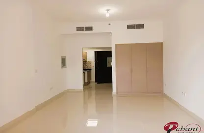 Apartment - 1 Bathroom for rent in Arabian - Canal Residence - Dubai Sports City - Dubai