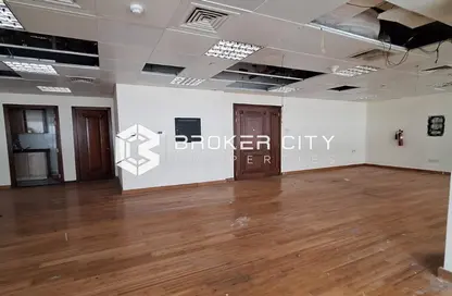 Office Space - Studio - 1 Bathroom for rent in Al Nahyan - Abu Dhabi