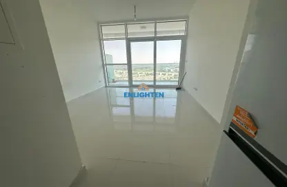 Apartment - 1 Bathroom for rent in Carson A - Carson - DAMAC Hills - Dubai