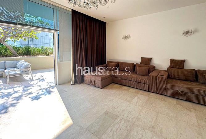 Apartment - 1 Bedroom - 2 Bathrooms for rent in Oceana Adriatic - Oceana - Palm Jumeirah - Dubai