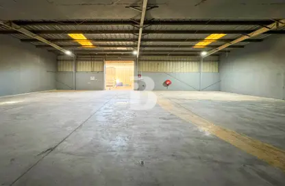 Warehouse - Studio for rent in Al Quoz Industrial Area - Al Quoz - Dubai