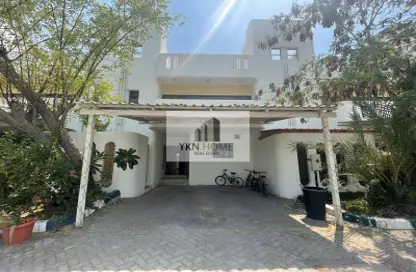 Villa - 4 Bedrooms - 5 Bathrooms for rent in Al Karamah - Abu Dhabi