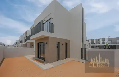 Villa - 4 Bedrooms - 4 Bathrooms for sale in Greenview - EMAAR South - Dubai South (Dubai World Central) - Dubai