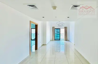 Apartment - 1 Bedroom - 2 Bathrooms for rent in The Square Tower - Jumeirah Village Circle - Dubai