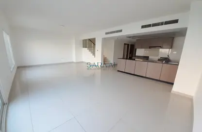Empty Room image for: Villa - 3 Bedrooms - 5 Bathrooms for sale in Manazel Al Reef 2 - Al Samha - Abu Dhabi, Image 1