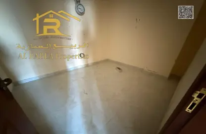 Apartment - 3 Bedrooms - 3 Bathrooms for rent in Al Jurf 2 - Al Jurf - Ajman Downtown - Ajman