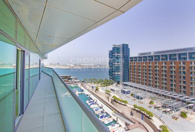 Rent in Al Naseem Residences B: Sea and Canal Views | Huge Balcony ...