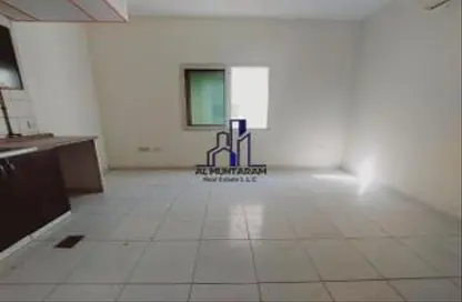 Apartment - Studio - 1 Bathroom for rent in Muwailih Building - Muwaileh - Sharjah