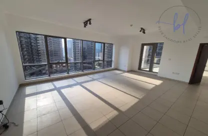 Apartment - 2 Bedrooms - 2 Bathrooms for rent in South Ridge 5 - South Ridge - Downtown Dubai - Dubai