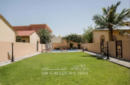 Villa - 3 Bedrooms - 4 Bathrooms for rent in Al Manara - Dubai