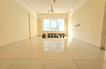 Apartment - 1 Bedroom - 2 Bathrooms for rent in Al Rund Tower - Al Khan Lagoon - Al Khan - Sharjah