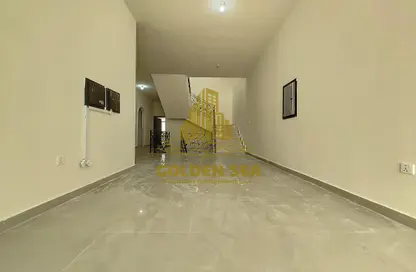 Villa - 4 Bedrooms - 5 Bathrooms for rent in Khalifa City A Villas - Khalifa City A - Khalifa City - Abu Dhabi