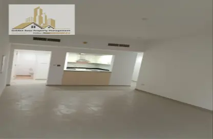 Apartment - 2 Bedrooms - 3 Bathrooms for sale in Al Khaleej Village - Al Ghadeer - Abu Dhabi