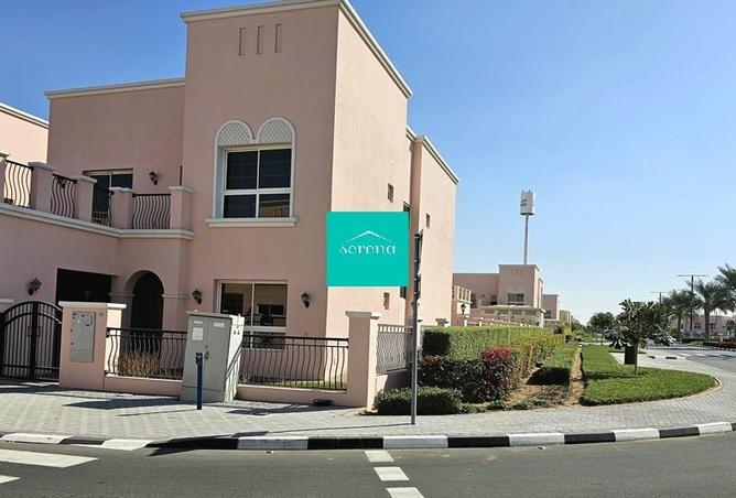 Villa - 5 Bedrooms - 6 Bathrooms for rent in Nad Al Sheba Villas - Nad Al Sheba 3 - Nad Al Sheba - Dubai