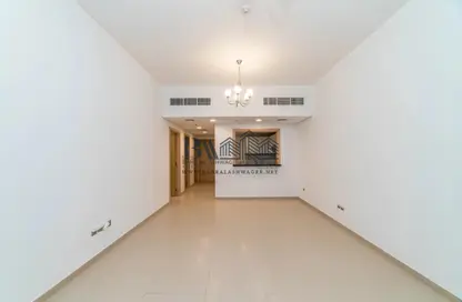 Apartment - 2 Bedrooms - 3 Bathrooms for rent in Port Saeed 202 - Port Saeed - Deira - Dubai