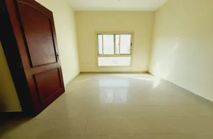 Apartment - 1 Bedroom - 1 Bathroom for rent in Muwailih Building - Muwaileh - Sharjah