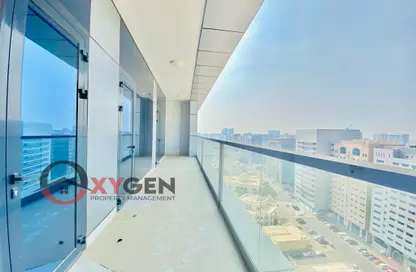 Apartment - 2 Bedrooms - 3 Bathrooms for rent in Electra Tower - Electra Street - Abu Dhabi