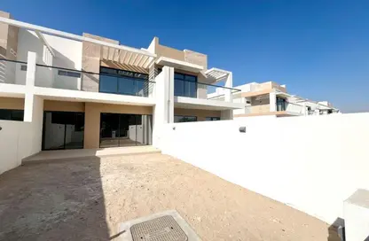 Townhouse - 4 Bedrooms - 4 Bathrooms for sale in Park Residence 1 - Park Residences - DAMAC Hills - Dubai