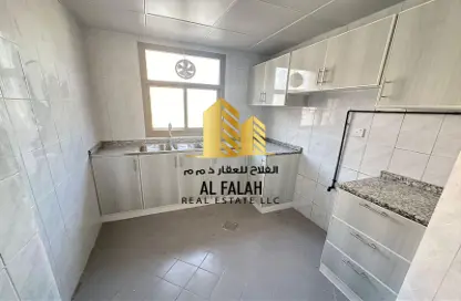 Apartment - 2 Bedrooms - 2 Bathrooms for rent in Zayd Bin Aslam Street - Abu shagara - Sharjah