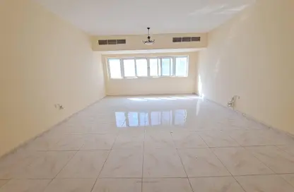 Apartment - 1 Bedroom - 2 Bathrooms for rent in Al Hafeet Tower - Al Khan - Sharjah