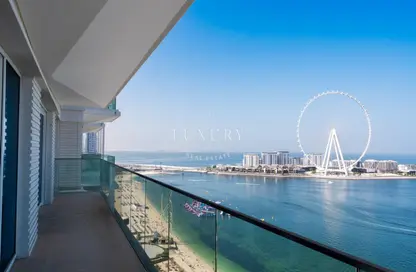 Apartment - 3 Bedrooms - 4 Bathrooms for sale in La Vie - Jumeirah Beach Residence - Dubai