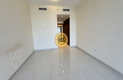 Apartment - 3 Bedrooms - 5 Bathrooms for rent in Duja Tower - Sheikh Zayed Road - Dubai