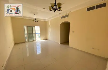 Apartment - 2 Bedrooms - 2 Bathrooms for rent in Muwailih Building - Muwaileh - Sharjah