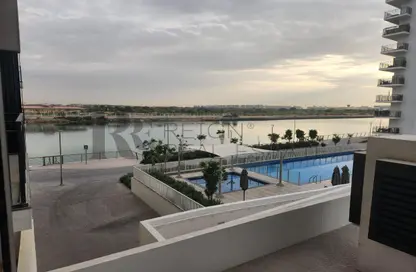 Apartment - 1 Bedroom - 1 Bathroom for rent in Waters Edge - Yas Island - Abu Dhabi